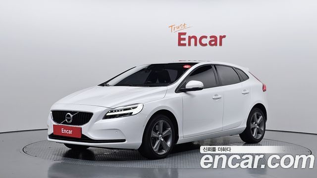 Volvo V40 2016