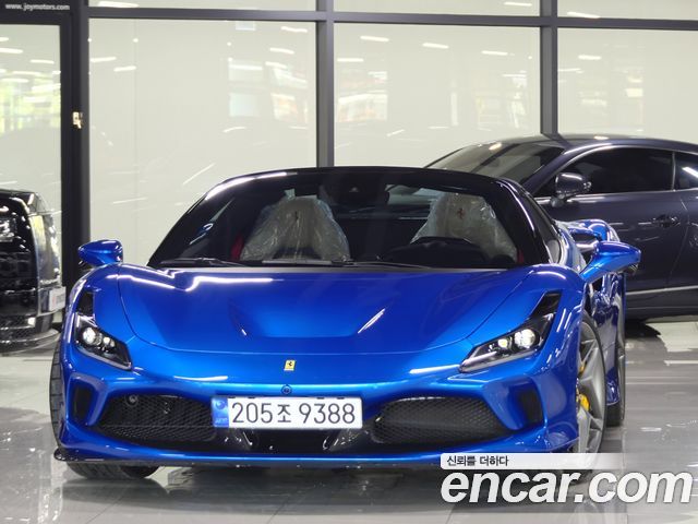 Ferrari F8 2022