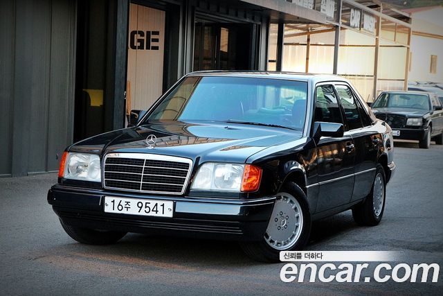 Mercedes-Benz E-Class 1995