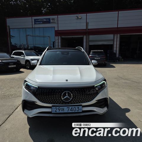 Mercedes-Benz EQB 2024