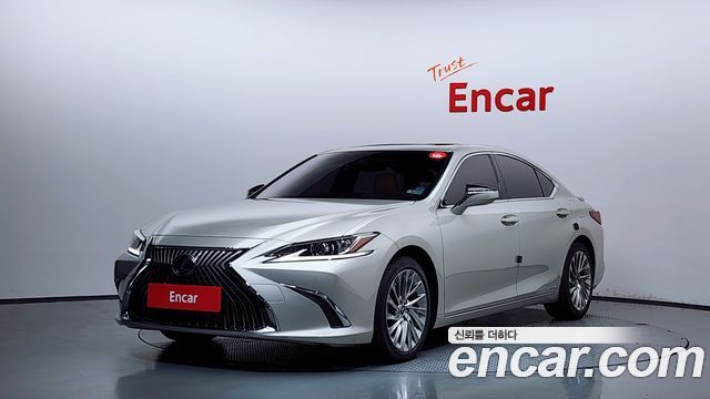 Lexus ES 2018