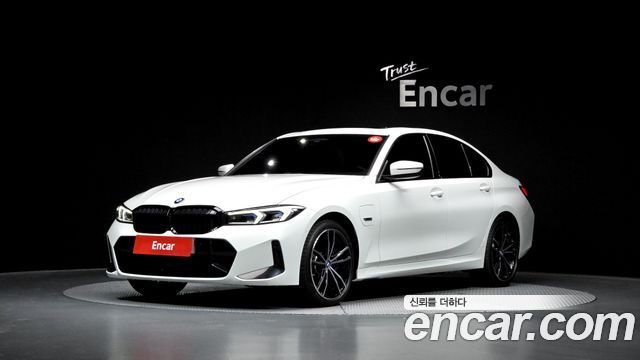 BMW 3-Series 2023