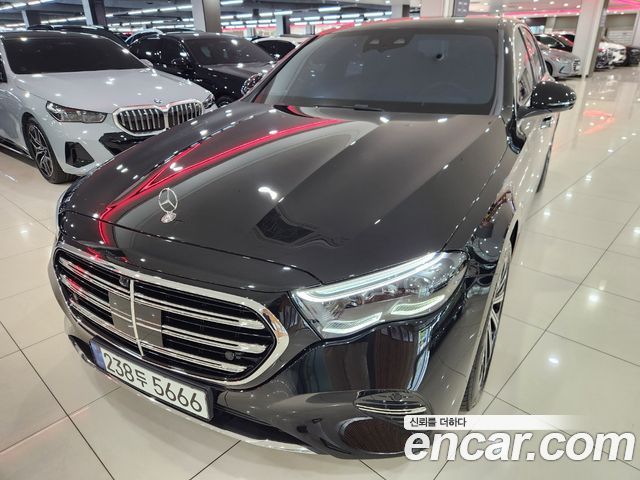 Mercedes-Benz E-Class 2025