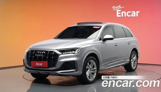 Audi Q7 2021