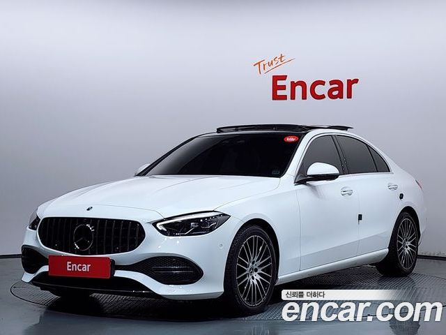 Mercedes-Benz C-Class 2024