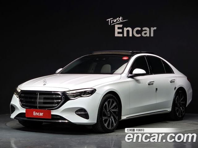 Mercedes-Benz E-Class 2024