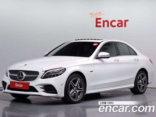 Mercedes-Benz C-Class 2020