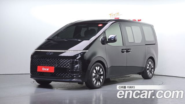 Hyundai Staria 2025