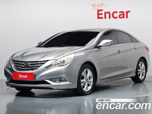 Hyundai Sonata 2011