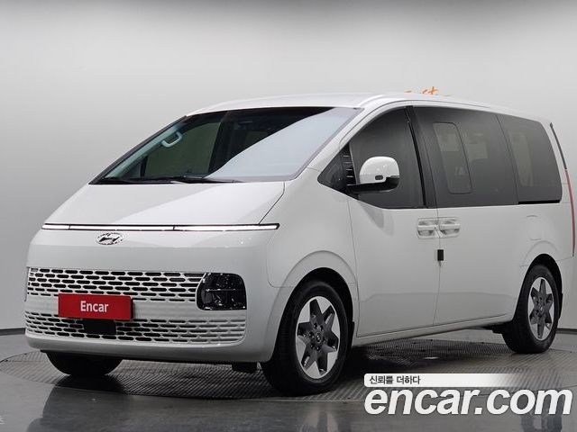 Hyundai Staria 2022