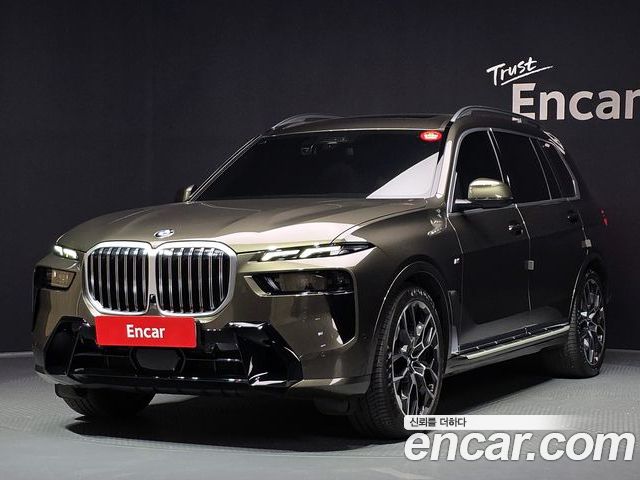 BMW X7 2025