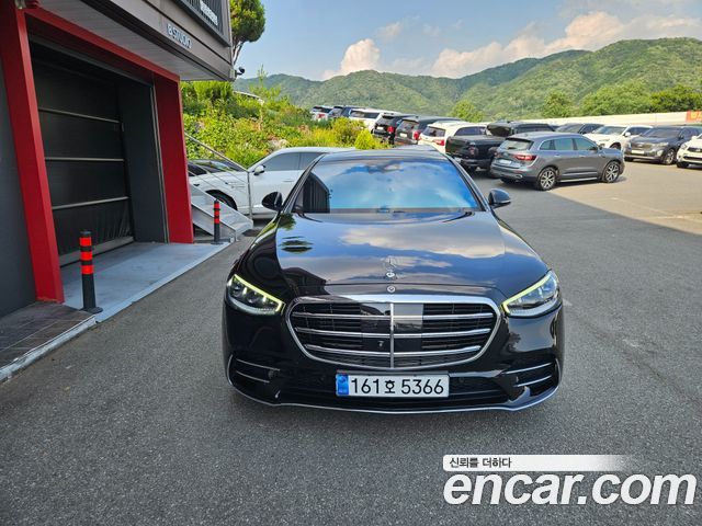 Mercedes-Benz S-Class 2022