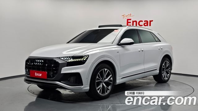 Audi Q8 2021