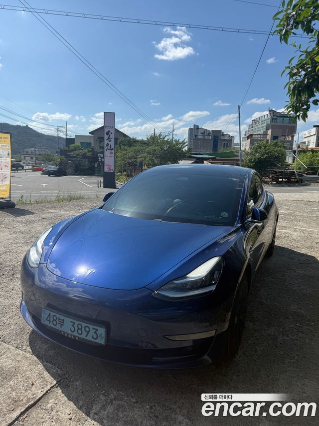 Tesla Model 3 2020