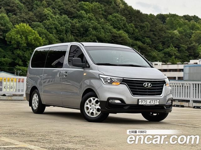Hyundai Starex 2018