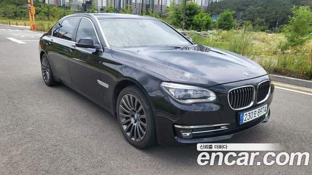 BMW 7-Series 2013