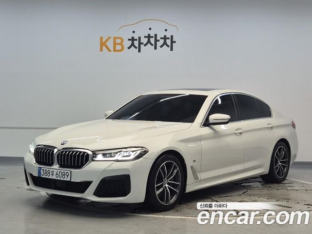 BMW 5-Series 2022