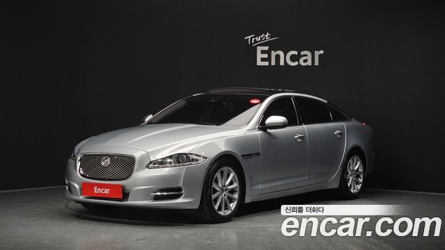 Jaguar XJ 2012