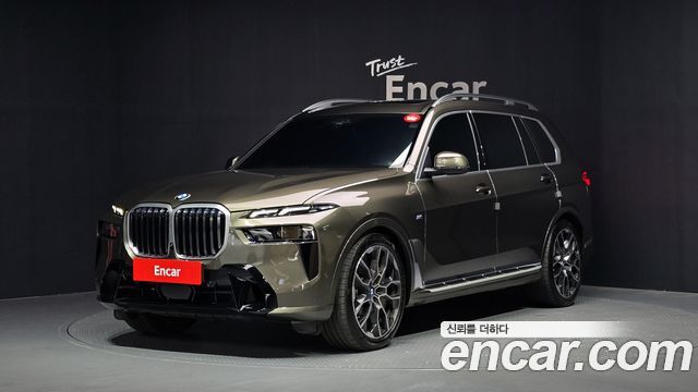 BMW X7 2025