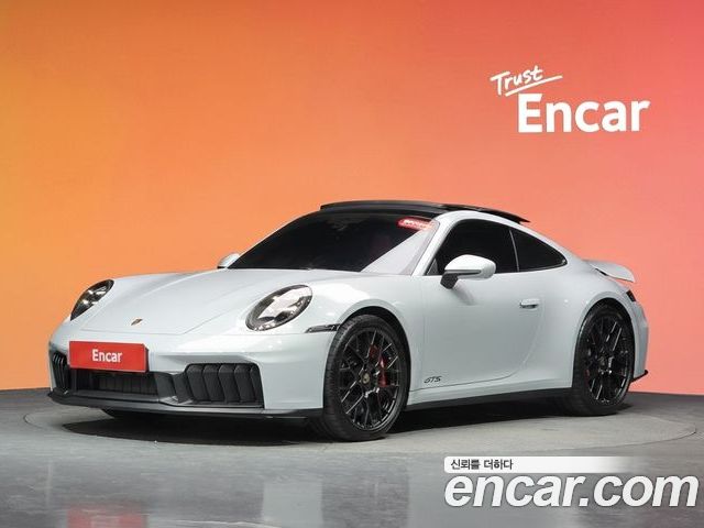 Porsche 911 2025