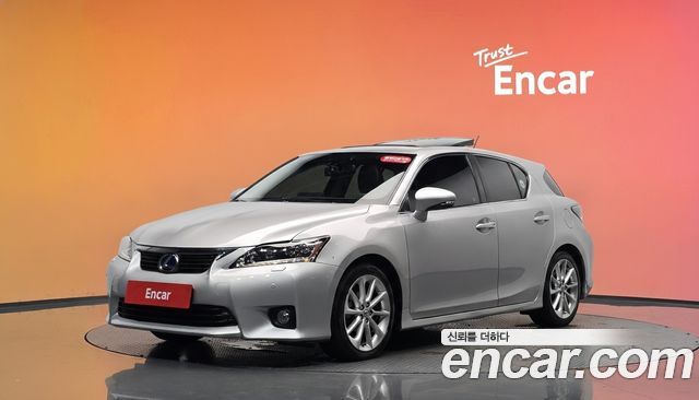 Lexus CT200h 2011