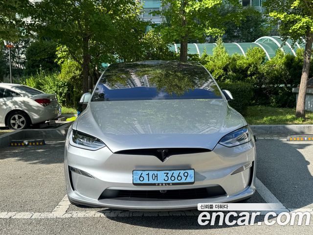 Tesla Model X 2026