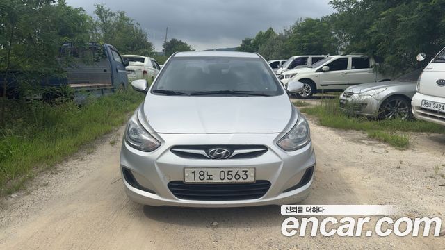 Hyundai Accent 2012