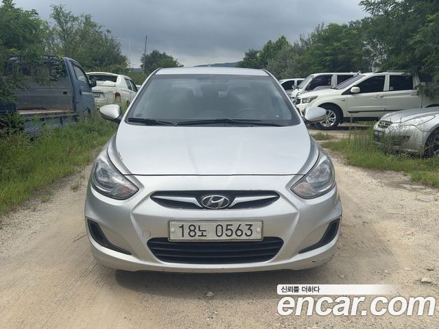 Hyundai Accent 2012