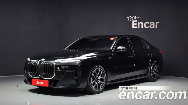 BMW 7-Series 2024
