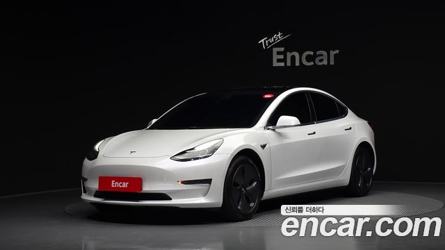 Tesla Model 3 2020