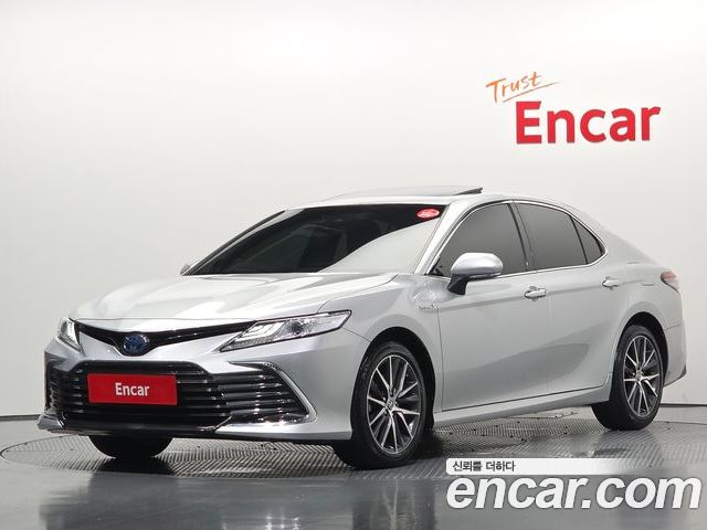 Toyota Camry 2023