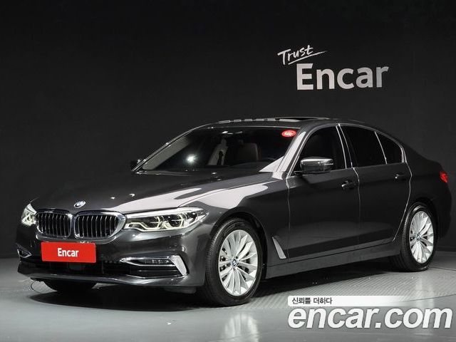BMW 5-Series 2020