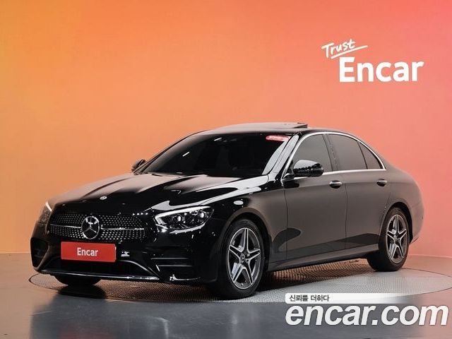Mercedes-Benz E-Class 2022