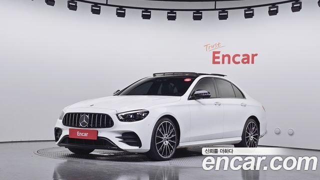 Mercedes-Benz E-Class 2023