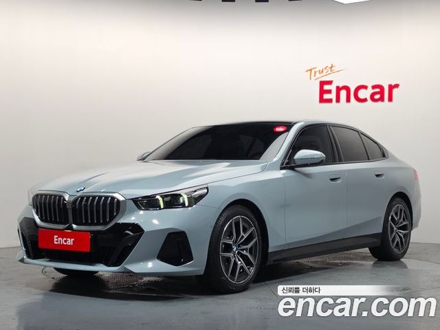BMW 5-Series 2026