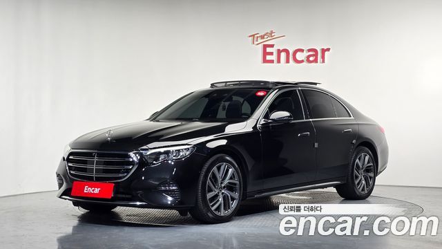 Mercedes-Benz E-Class 2024
