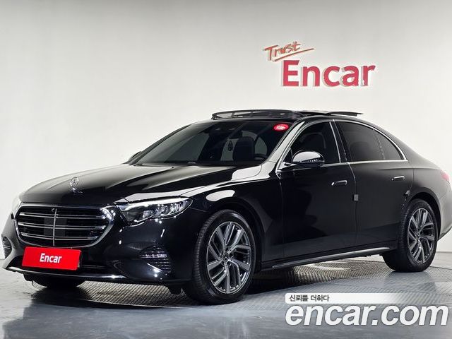 Mercedes-Benz E-Class 2024