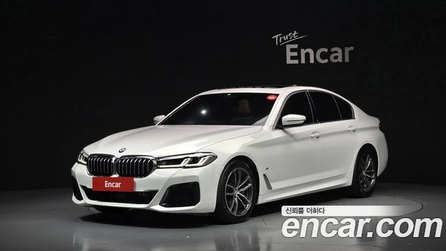 BMW 5-Series 2023