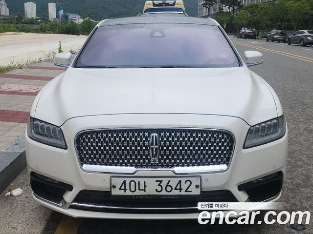 Lincoln Continental 2017