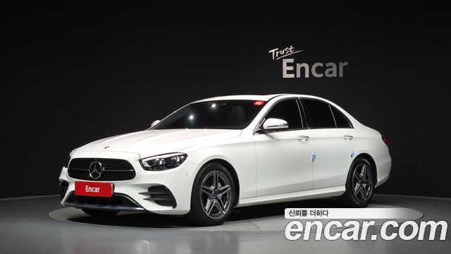 Mercedes-Benz E-Class 2023