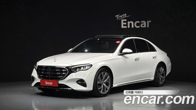 Mercedes-Benz E-Class 2024