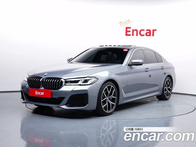 BMW 5-Series 2023