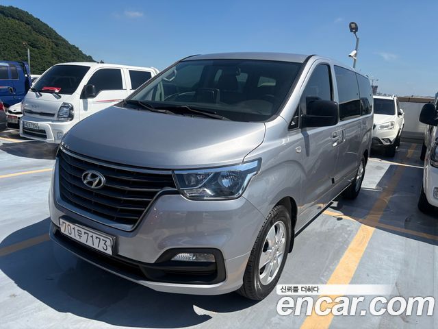 Hyundai Starex 2019