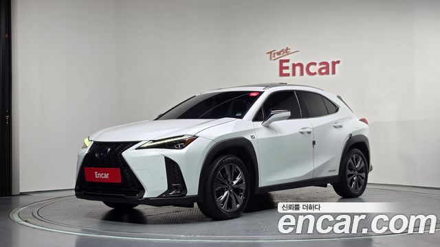 Lexus UX 2020