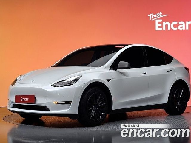 Tesla Model Y 2022