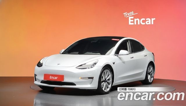 Tesla Model 3 2020