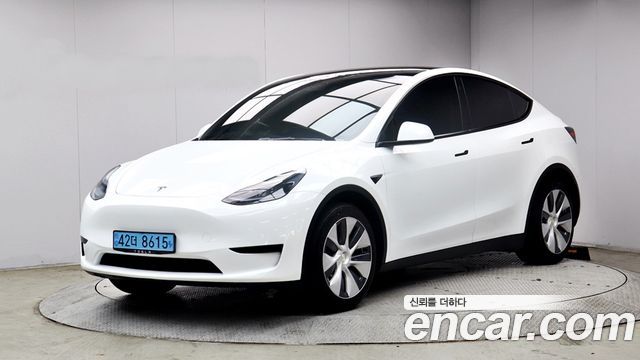 Tesla Model Y 2023