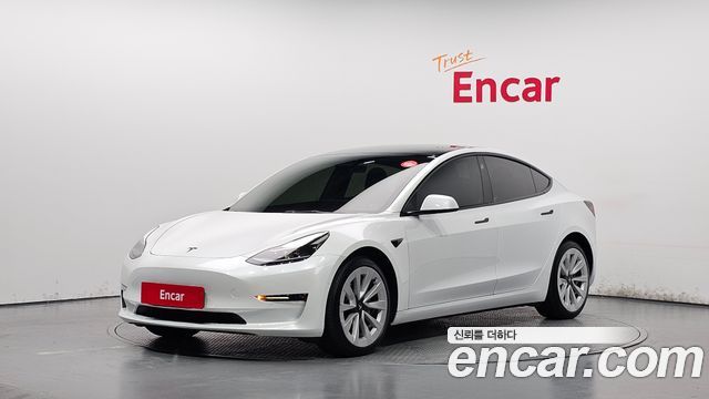 Tesla Model 3 2022