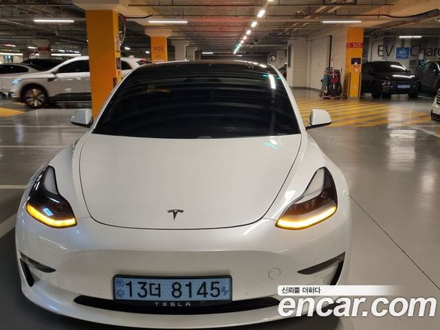 Tesla Model 3 2021