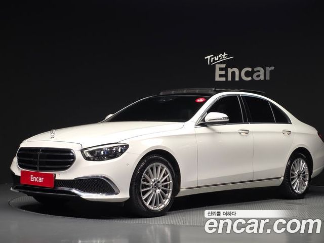 Mercedes-Benz E-Class 2021